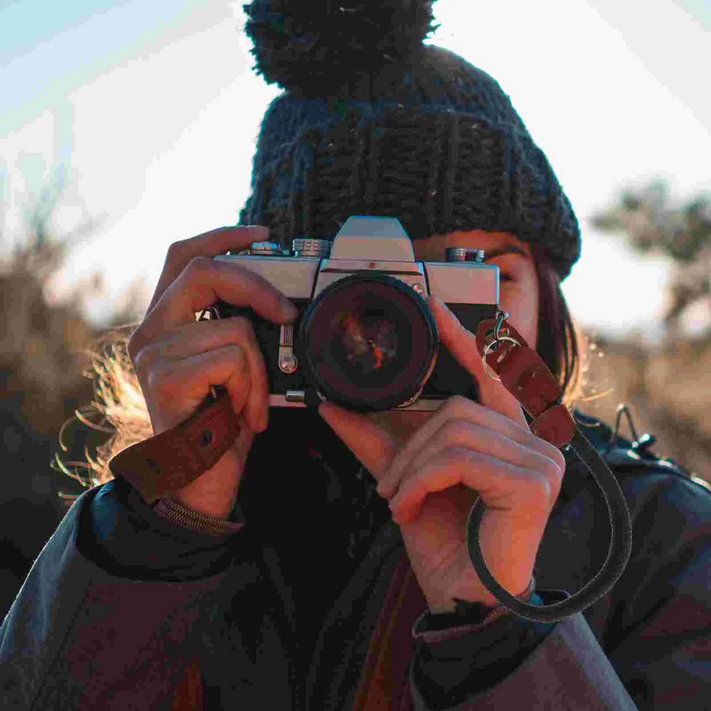 Κάμπινγκ με λουράκι καρπού φωτογραφικής μηχανής Φωτογραφία χειρός Micro Single Υπαίθριο Κάμπινγκ