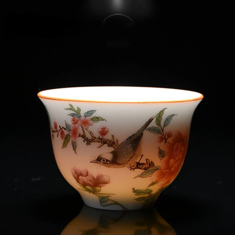 1 vnt. rankų darbo balto porceliano arbatos puodelis Palace keraminis arbatos puodelis rankomis dažytos gėlės arbatos dubenėlis Guanyin Pu`er namų arbatos rinkinys 60 ml