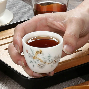 Китайска керамична чаша за чай 70 ml Сладка малка чаша за вино Изискан подарък Изящна полупрозрачна порцеланова купа за чай от бял нефрит Чайни прибори