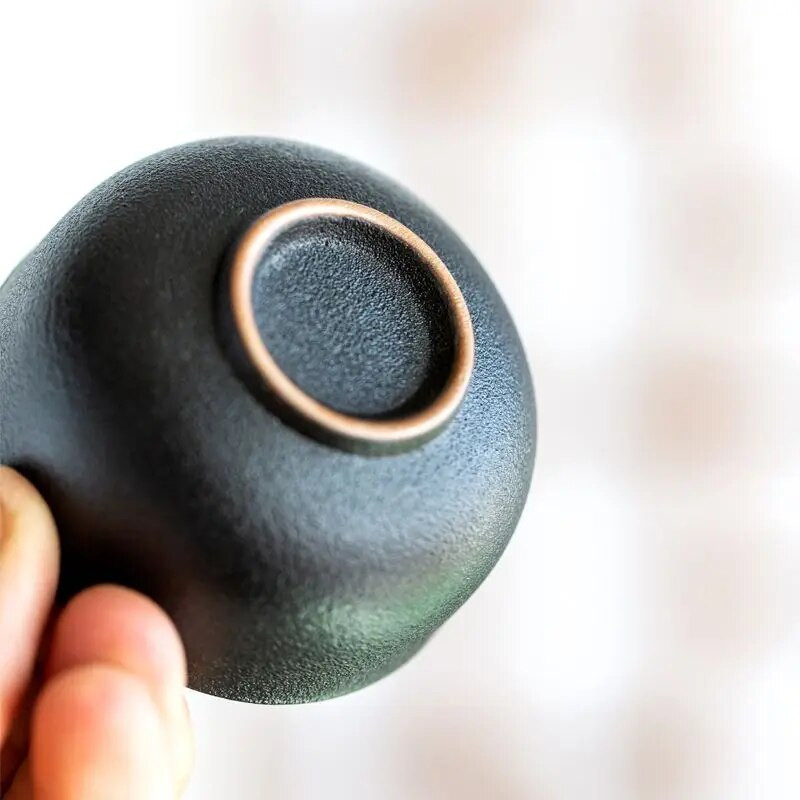 Kreativna kineska keramička crna mala šalica za čaj Kineski kungfu alati za čaj Zdjela za čaj Kućanska jednostavna prijenosna mini okrugla šalica za čajLE228