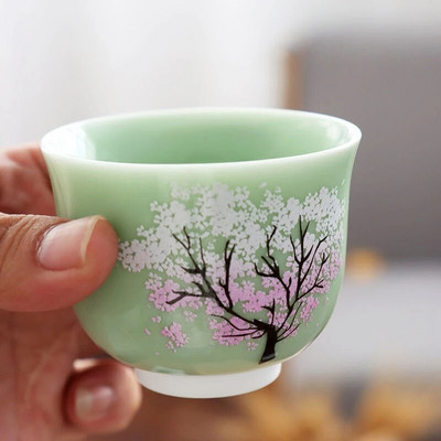 Ceașă magică Sakura cu temperatură rece, ceașcă de ceai care schimbă culoarea, set cu o singură ceașcă Kung Fu din ceramică, cadou special pentru prieteni