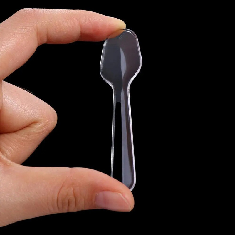 100 vnt. plastikiniai vienkartiniai skaidraus plastikiniai šaukštai, stalo įrankiai, storinantys 7,5*2 cm vienkartiniai stalo įrankiai šaukštai skaidrus jogurtas