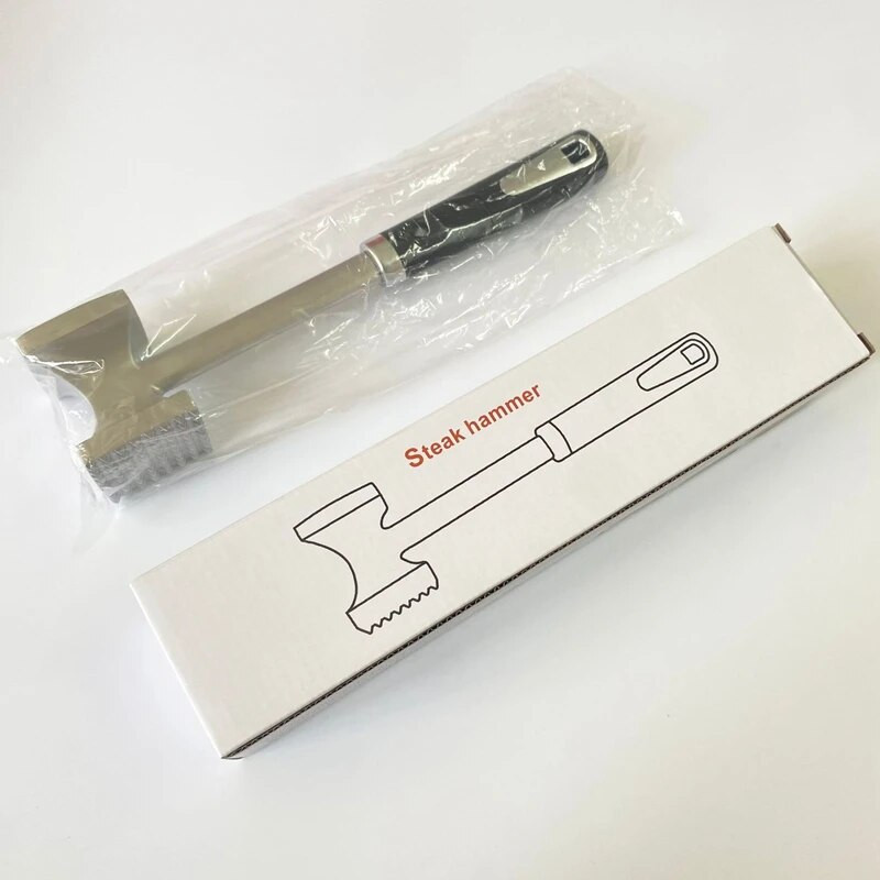 Gurmaniškas daugiapusis mėsos minkštiklis skirtas mėsai, riešutams, vėžiagyviams, pakabinimo anga lengvam saugojimui, patvarus plauti rankomis