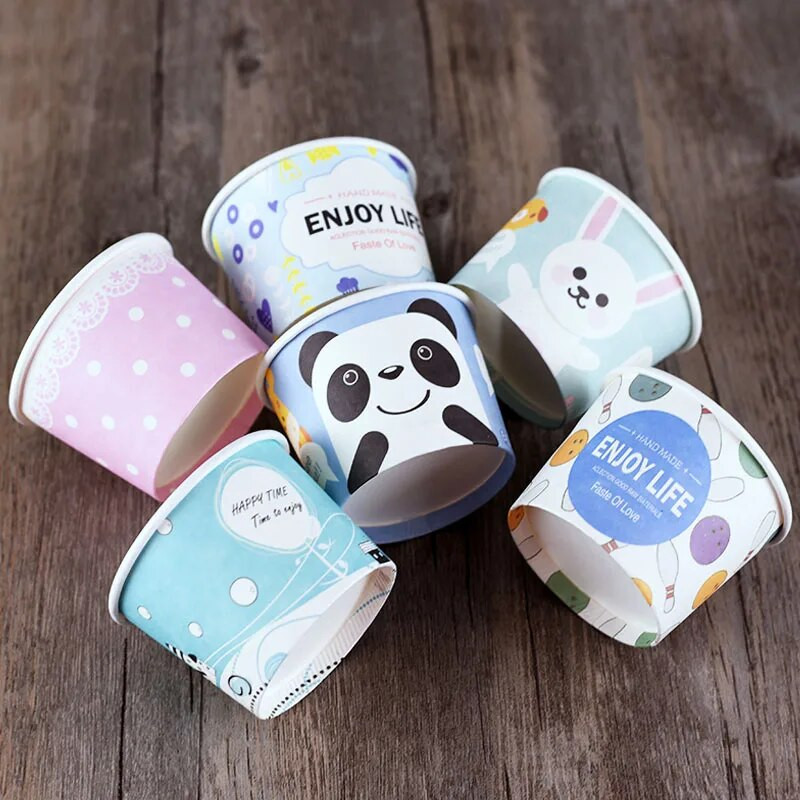 50 tk pabertopsid Sünnipäevapeo magustoidu tassi jäätisekauss kaanega Kvaliteetne multikas 200 ml väike ümmargune ühekordne