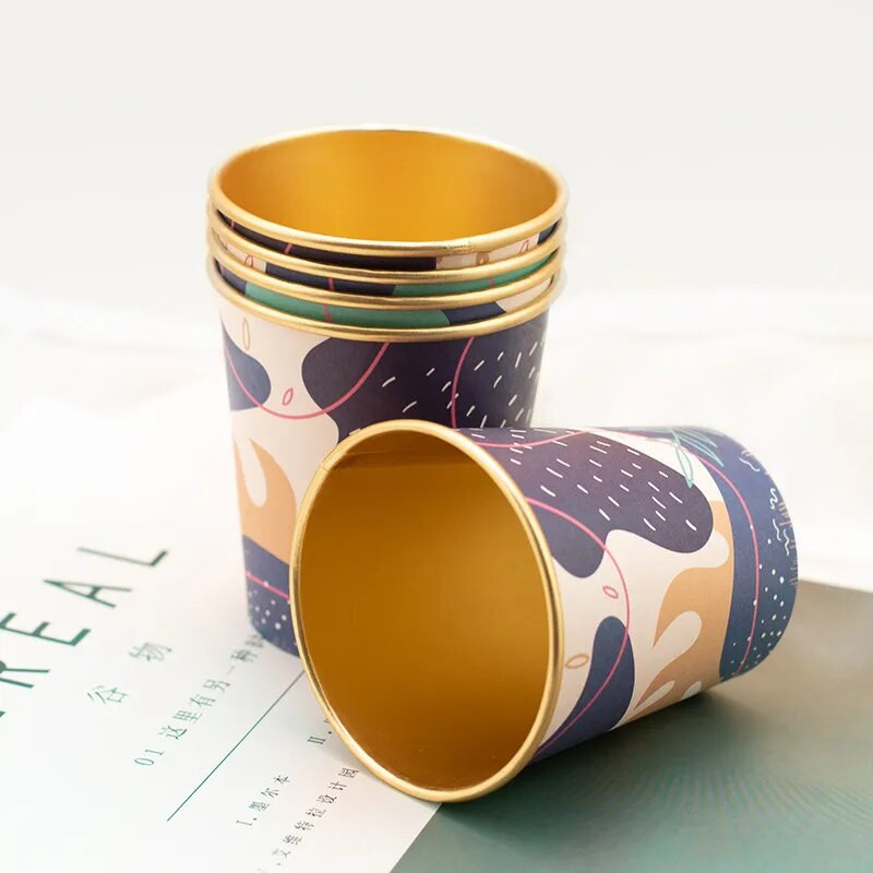 50 vnt. / pakuotė 7 uncijos / 210 ml Auksinis folijos popierinis puodelis Buitinis komercinis Aukštos klasės vienkartinis puodelis Vandens puodelis Arbatos puodelis Kavos puodelio pritaikymas