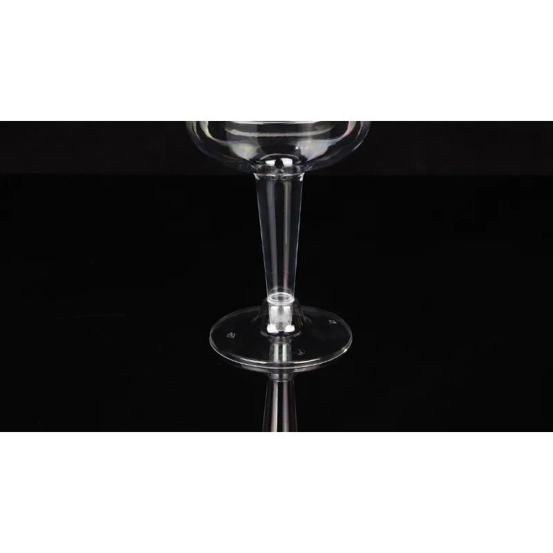 Eldobható műanyag koktélos poharak, Martini pohár, ital, pezsgőfuvolák, kupé poharak