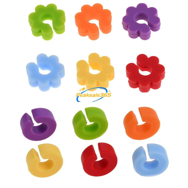 12 vnt. Spalvingas C tipo žiedas, vyno taurės identifikavimo žymeklis, silikoninis taurės pakabukai, apvalus/slyvų dekoro šventinis pokylių stalas