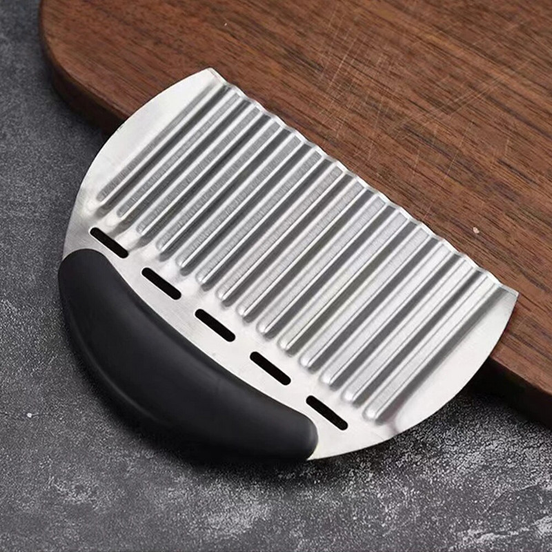 Bulvių pjaustyklė Prancūziška gruzdintuvė Nerūdijančio plieno banguotas peilis dantytais peiliais smulkintuvas virtuvės peilis smulkintuvas Daržovių įrankiai