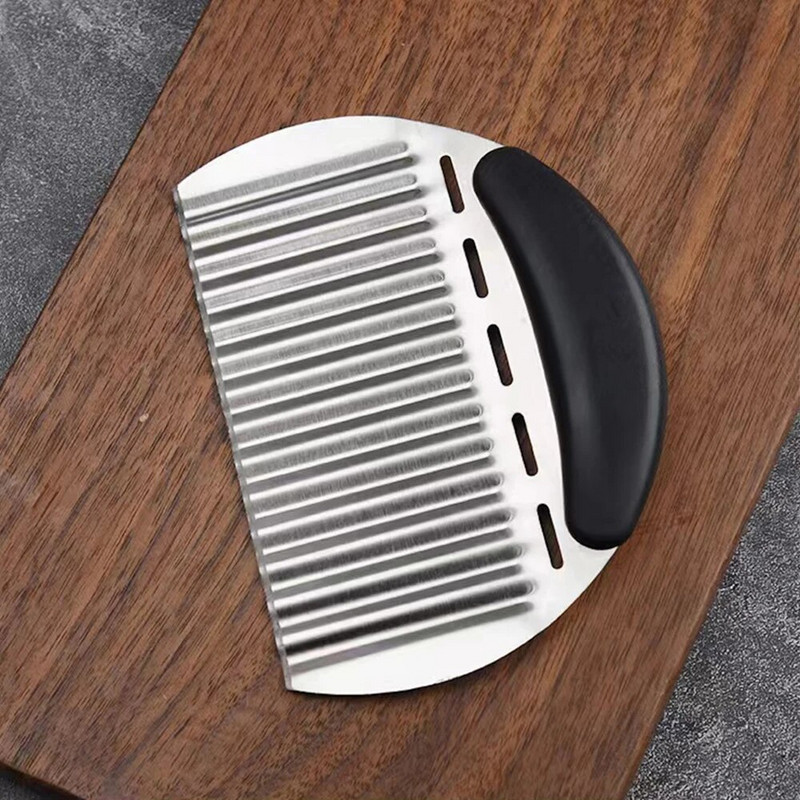 Bulvių pjaustyklė Prancūziška gruzdintuvė Nerūdijančio plieno banguotas peilis dantytais peiliais smulkintuvas virtuvės peilis smulkintuvas Daržovių įrankiai