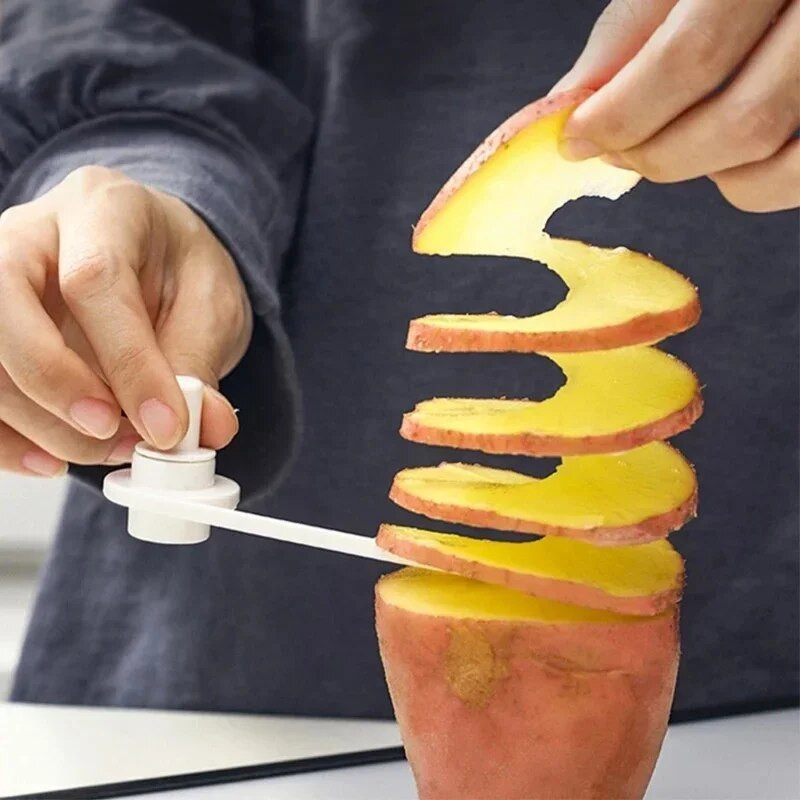 Kūrybinis vaisių ir daržovių gofravimo įtaisas Užkandžių keptų bulvių ir ridikėlių spiralinis vaisių ir daržovių raštų graviruotojas