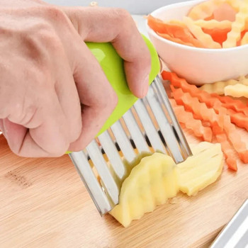 Μαχαίρι μαχαιριού τσακισμένου κοπής πατατών από ανοξείδωτο ατσάλι για ζύμη με πατατάκια λαχανικών φρούτων με κυματιστή κοπή γρήγορα