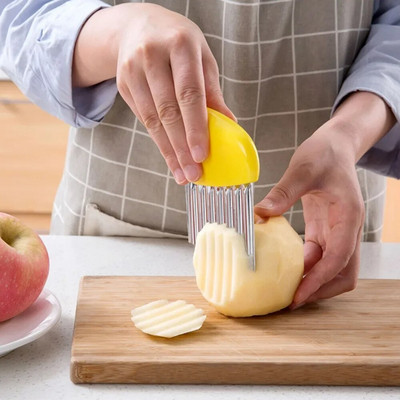 Cartofi prăjiți Crinkle Wavy Slicer Cuțit Din oțel inoxidabil Instrumente de bucătărie pentru Chip Cartofi Aluat Legume Fructe Tăiere rapidă Wavy Slicer