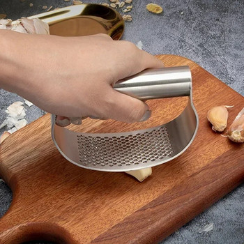 Χειροκίνητη πρέσα σκόρδου από ανοξείδωτο χάλυβα Καμπυλωτή μηχανή λείανσης σκόρδου πολλαπλών λειτουργιών Κόφτης κουζίνας Πρέσες σκόρδου Gadgets μαγειρέματος