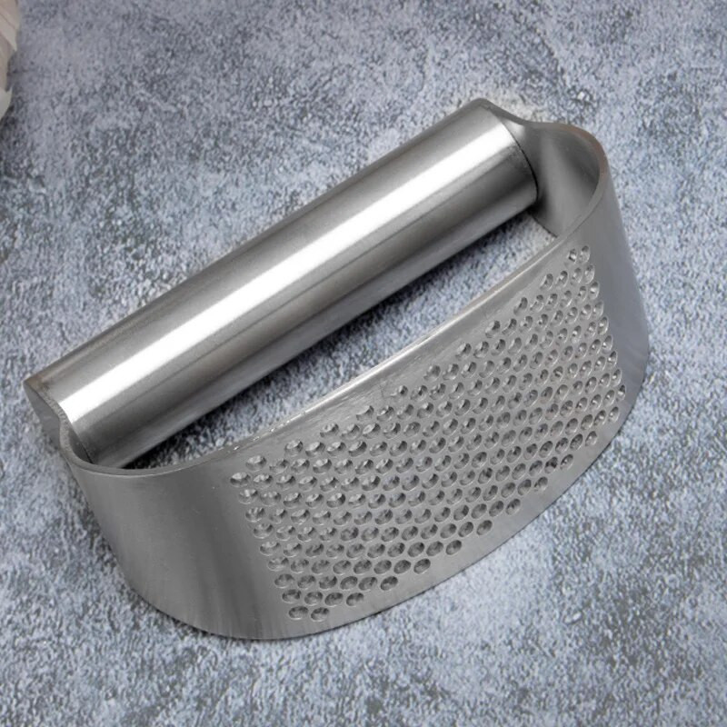 Presă manuală de usturoi din oțel inoxidabil Mașină de măcinat usturoi curbat multifuncțional Tocător de bucătărie Prese de usturoi Gadget de gătit