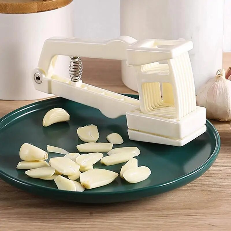 Česnako preso pjaustyklė 2 viename Aliuminio česnako ir imbiero smulkintuvas ir pjaustyklė su pjaustymo ir malimo virtuvės gaminimo įrankiais