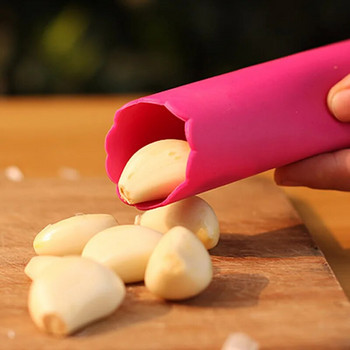 Νέο Easy Silicone Garlic Peeler Πρέσα σκόρδου Χρήσιμο Rolling Peel Helper Κουζίνα Εργαλείο μαγειρέματος Garlic Stripper Barker