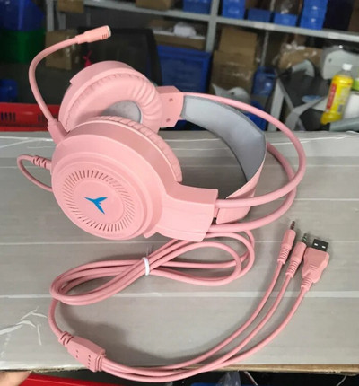 Žaidimų ausinės Erdvinis garsas Stereo laidinės ausinės USB mikrofonas Spalvinga šviesa PC nešiojamasis kompiuteris žaidimų ausinės