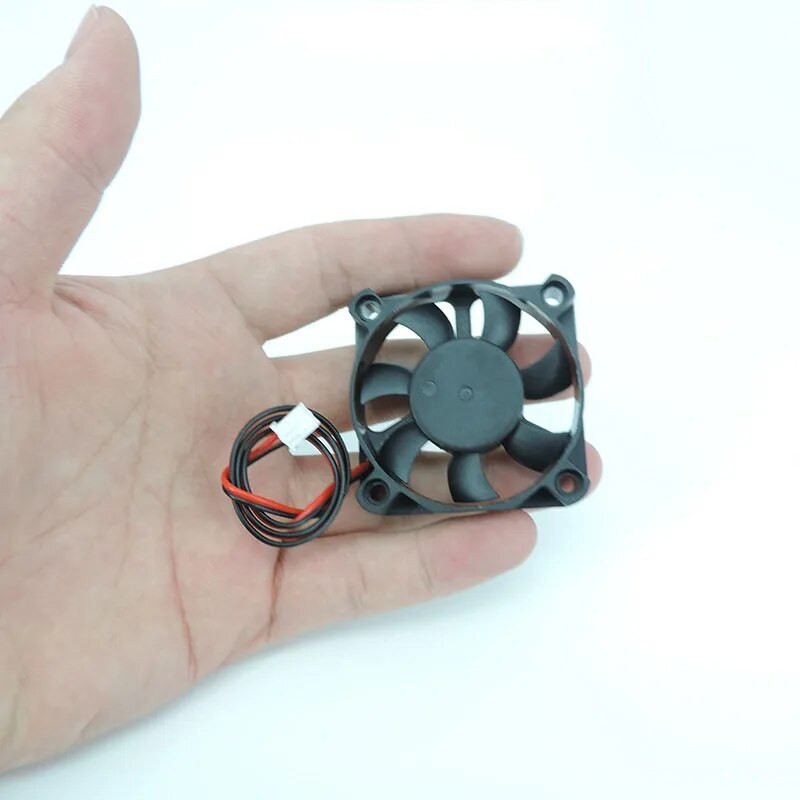 DC 5010 5V 12V 24V voltas 5cm Kompiuterio procesoriaus aušintuvo aušinimo ventiliatorius 50MM mažas išmetimo ventiliatorius 3D spausdintuvui 2 kontaktų 50x50x10mm movinis guolis