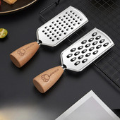 WORTHBUY daugiafunkcinė daržovių vaisių trintuvė su neslystančia medine rankena Rankinė šokolado pjaustyklė sūrio trintuvė virtuvės įrankiai