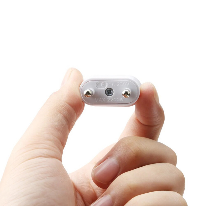 USA–EL Euroopa pistik toiteadapter Valge reisitoitepistiku adapter, muundaja seinalaadija pistik