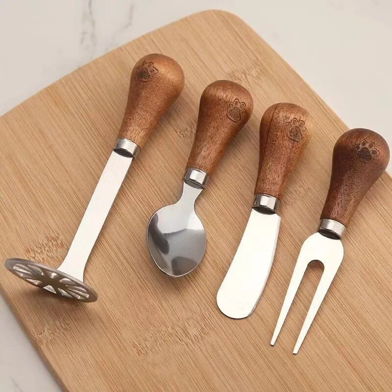 Itin praktiškas stambus kotas, sutirštintas nerūdijančio plieno bulvių grūstuvas