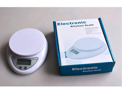 Su padėklu 5kg Nešiojamos LED skaitmeninės svarstyklės Maisto balanso matavimo Svoris Virtuvės svarstyklės Mažos svarstyklės svėrimas gramais