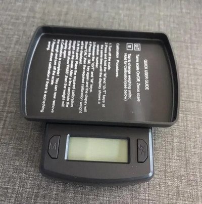 Nešiojami 100 g ~ 500 g / 0,01 g skaitmeninės elektroninės svarstyklės juvelyrinės svarstyklės Svorio balanso svarstyklės virtuvės reikmenims didelio tikslumo karatų svarstyklės