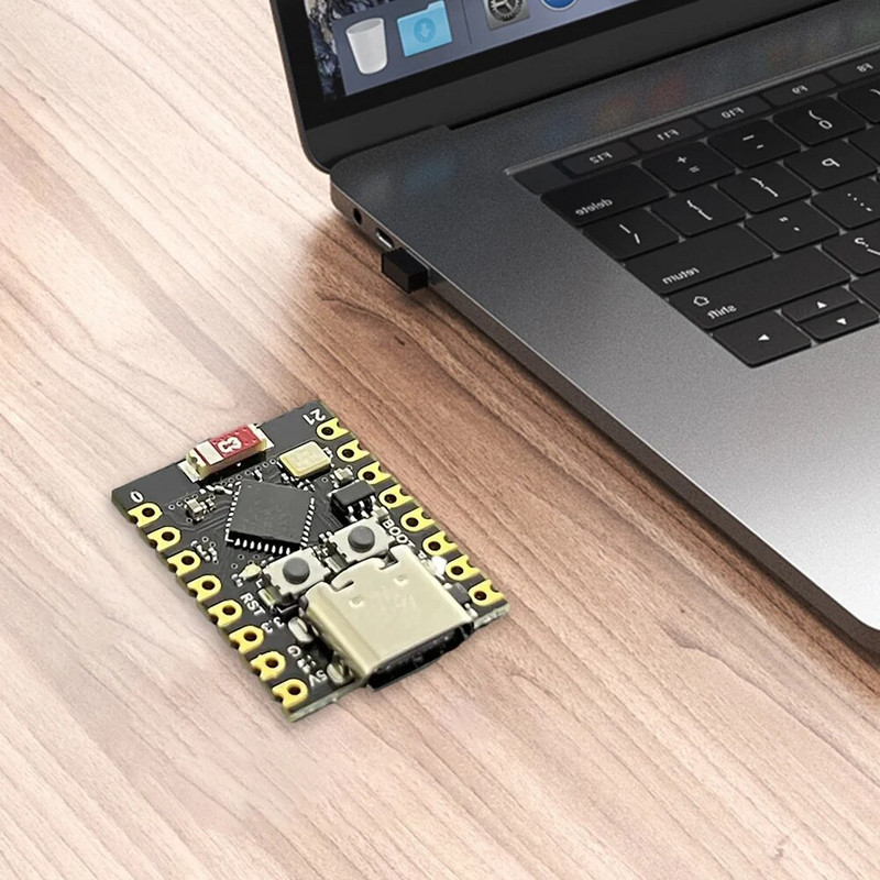 ESP32-C3 plėtros plokštė WiFi suderinama su „Bluetooth“ ESP32 SuperMini Dev Board 3,3–6 V maitinimo šaltinis, mažos galios