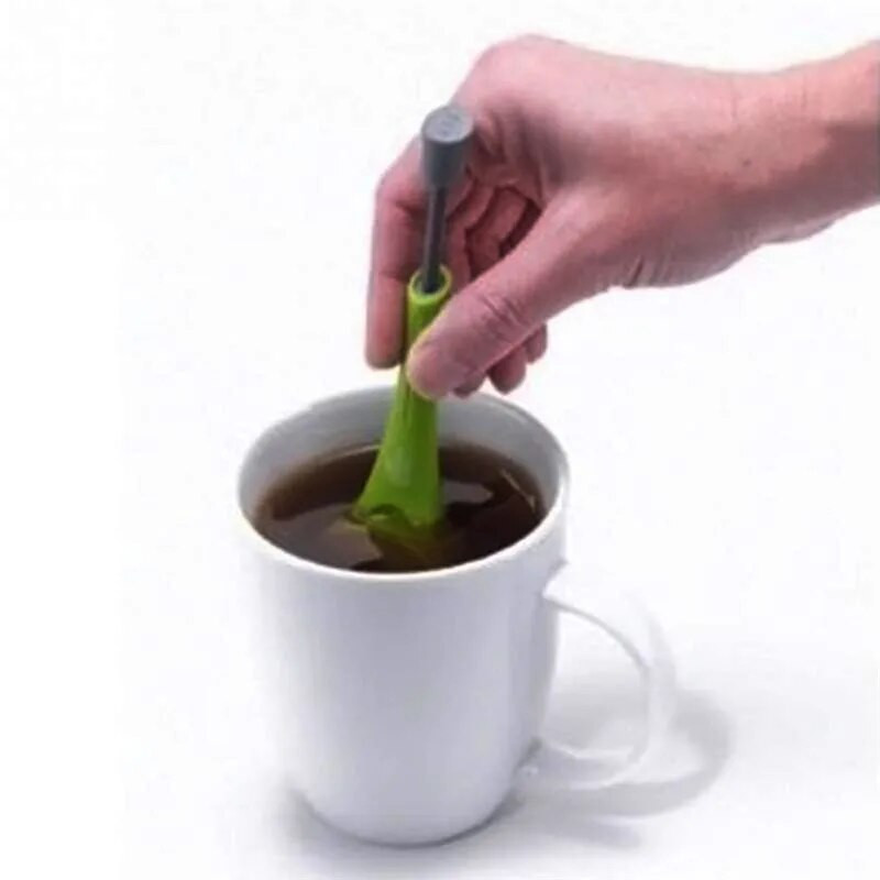 Tea Infuser Beépített dugattyú Egészséges Intenzív Ízű Újrafelhasználható Teazacskó Műanyag Tea- és Kávészűrő Mérő Örvény Meredek Keverés és Nyomja