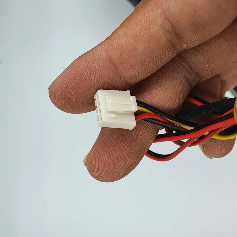 visiškai naujas Visiškai naujas Samsung LCD televizoriaus integruoto garsiakalbio modeliui: BN96-12941K BN96-13406A 8 omų 10 W galia vienos poros kaina