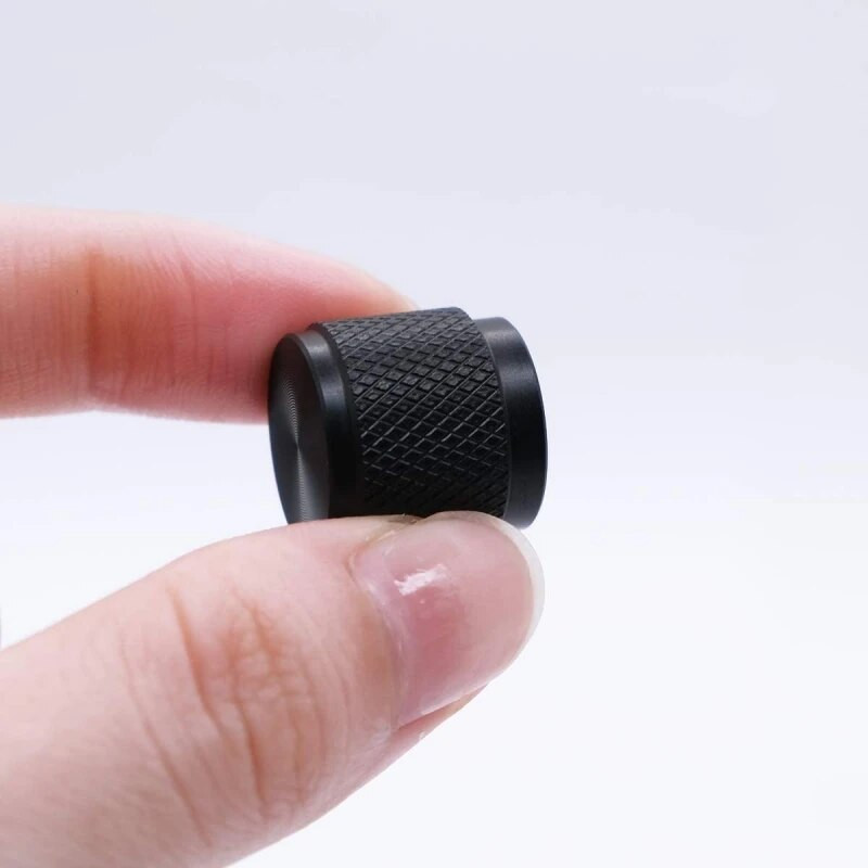 4 vnt 17 x 16 mm aliuminio lydinio potenciometro valdymo rankenėlės garsumo garsumo elektrinė gitara boso varžto tipas, skirtas 6 mm skersmens velenui