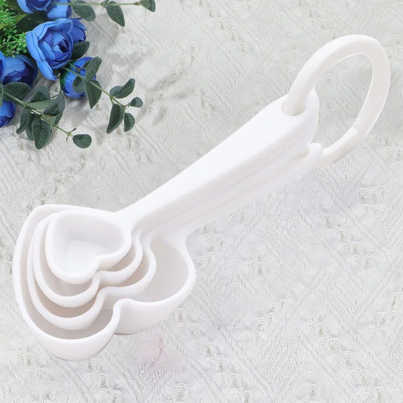 3 készlet/12db Esküvői kedvencek Fagylalt gombóc Desszertkanál mérőpohár Szív alakú kanalak Otthoni étkészlet