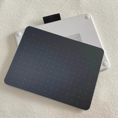 Grafitinė apsauginė plėvelė, skirta Wacom One CTC4110WL grafinės planšetės ekrano apsaugai, lygiai apsauganti nuo užsiteršimo, be kišenių