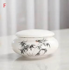 Baltos gėlės mažos keramikos namai Ganoderma lucidum arbata kavos pupelės sausainiai saldainiai sandariai uždarytos skardinės tabletės milteliai keraminė laikymo talpa