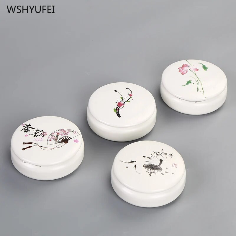 Baltos gėlės mažos keramikos namai Ganoderma lucidum arbata kavos pupelės sausainiai saldainiai sandariai uždarytos skardinės tabletės milteliai keraminė laikymo talpa