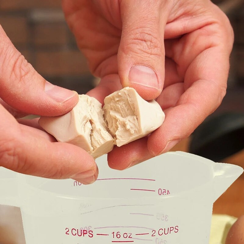 3 vnt. plastikinių matavimo ąsočių rinkinys, didelis 4 puodeliai, 2 puodeliai ir 1 puodelis talpos BPA matavimo stiklinės su kampuotu rankenos pagrindiniu virtuvės reikmeniu