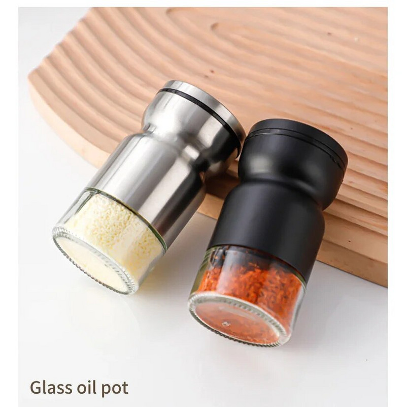 Stiklinės druskos indelių pipirų plaktuvai su reguliuojamomis išpylimo angomis nerūdijančio plieno druskos plaktuvas Pipirų plaktuvas sodybos druskos indas