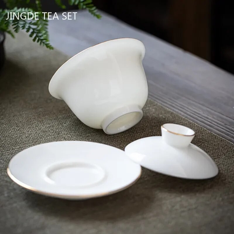 Suet Jade White Porcelian Gaiwan arbatos puodelis Rankų darbo keraminė arbata Tureen Namų arbatos indai Gėrimų indai Kelioninis puodelis Kinų arbatos ceremonija