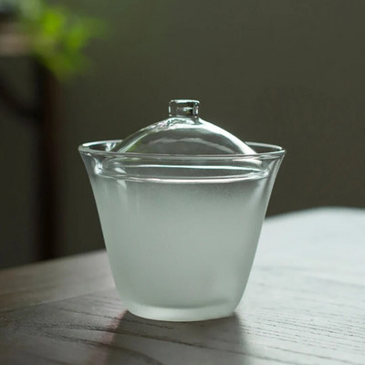 Japoniškas debesų ir rūko stiklas, skaidrus Gaiwan dengtas dubuo, matinės tekstūros ranka sugriebiamas karščiui atsparus Kung Fu arbatos dubuo