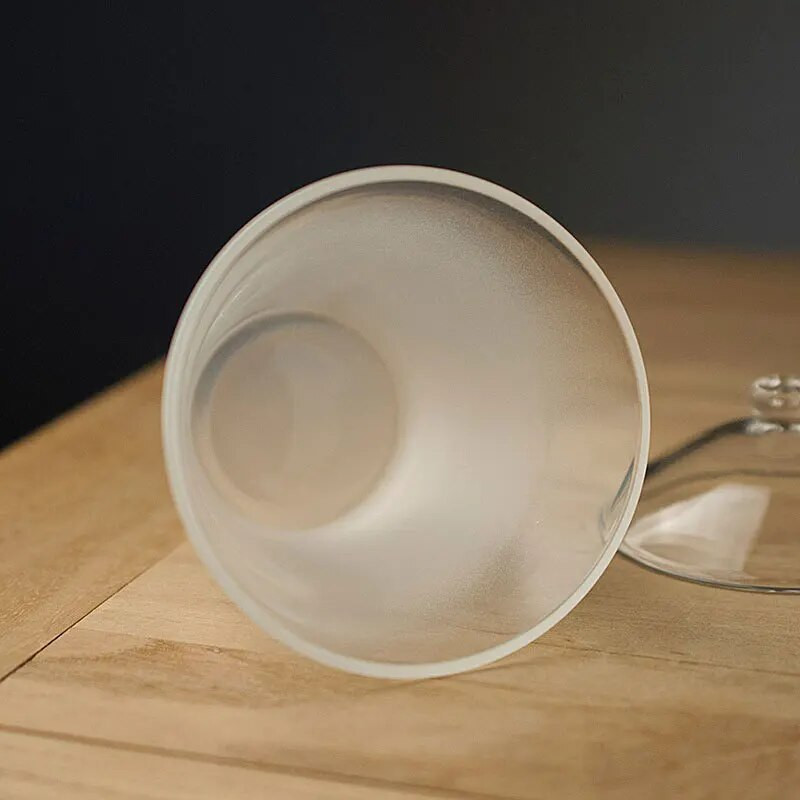 Japoniškas debesų ir rūko stiklas, skaidrus Gaiwan dengtas dubuo, matinės tekstūros ranka sugriebiamas karščiui atsparus Kung Fu arbatos dubuo