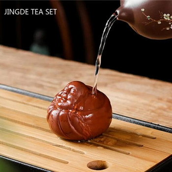 1PCS Ръчно изработен лилав глинен чай Орнаменти за домашни любимци Lucky Buddha Statue Фигурка Бутикови аксесоари за декорация на чай Настолни занаяти