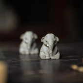 Violetinė molio arbata augintinė Miela arbata augintinė žavinga rankų darbo purpurinė molinė dramblio arbata augintinio figūrėlė Kung Fu arbatai namų biuro stalui