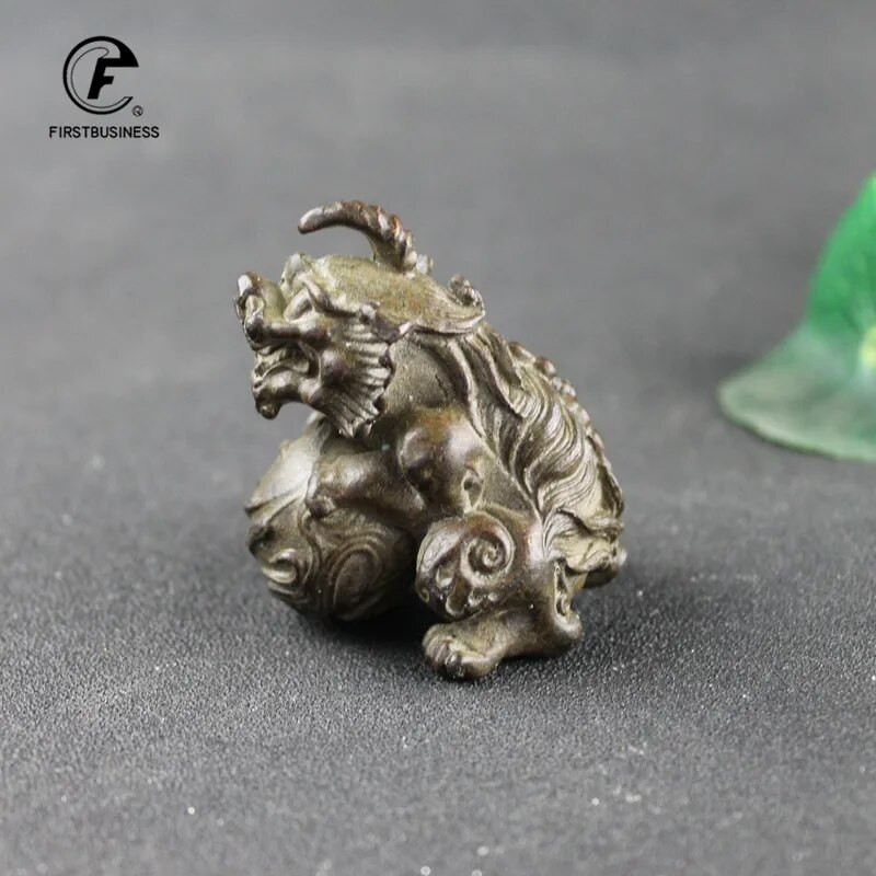 Tiszta réz Pixiu Dísz Lucky Feng Shui Dekorációk Kézművesség Bronz Állat Miniatűr figura Otthoni irodai dekorációs kiegészítők