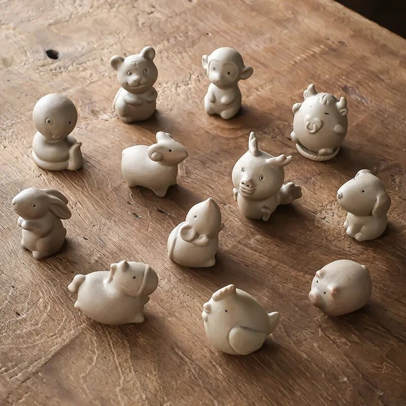 Amatų arbata 12 Zodiakas Namų figūrėlė Violetinė molio puošmena Pirštų galiukų apdaila Maži naminiai gyvūnėliai Kinijos butiko priedai