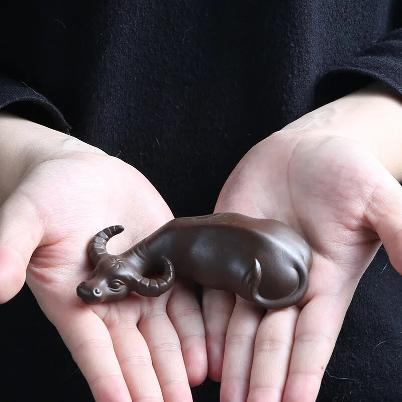 Kiniška arbata Pet Kung Fu arbatos priedai Purpurinio molio Buffalo Lucky Dekoracija Rankdarbiai Kūrybiškas rankų dovanų arbatos rinkinys Gyvūnų režimas