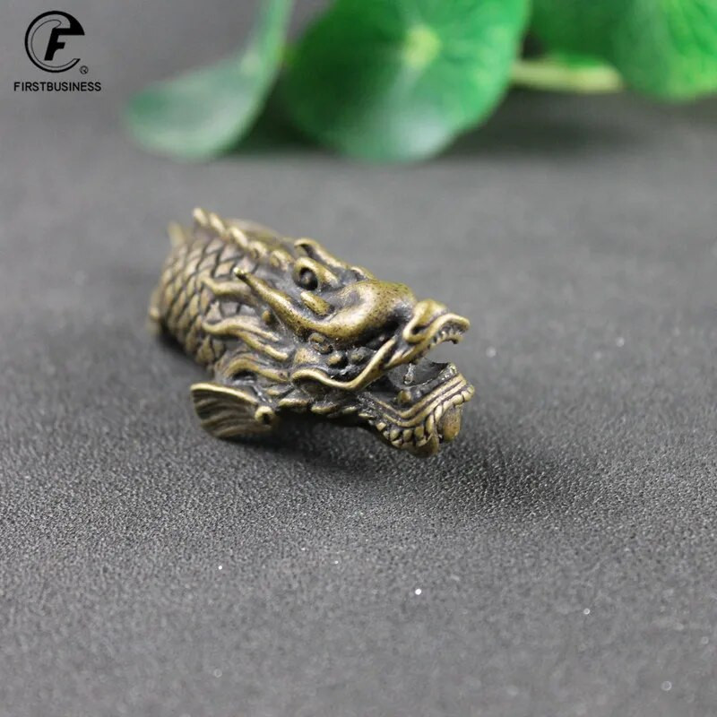 Tvirtas varis drakonas Arowana feng shui papuošalai vintažiniai žalvario laimės gyvūnų figūrėlės Namų dekoras Kambario rašomojo stalo papuošalai Arbatos gyvūnėlis