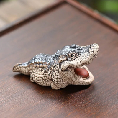 Boutique Violetinė smėlio arbata glostoma mažų krokodilų arbatos naminių gyvūnėlių papuošimai, rankų darbo arbatos ceremonijos arbatos žaidimas, finansinė arbataStalo dovana