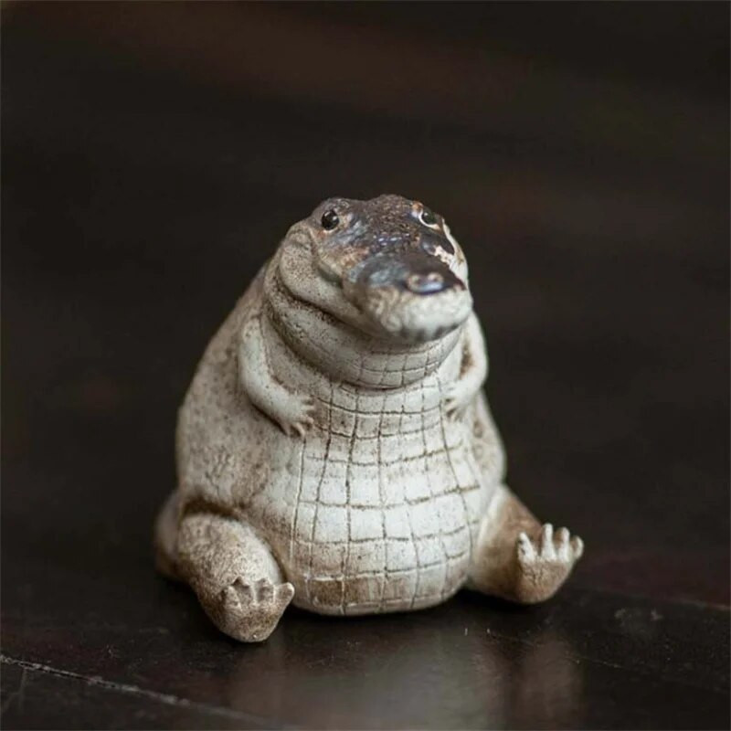Arbatos gyvūnėlis Puikus meistriškumas Išskirtinis gražus, subtilus dekoratyvinis purpurinis molis, rankų darbo krokodilo arbatos figūrėlė namų apyvokos reikmenys