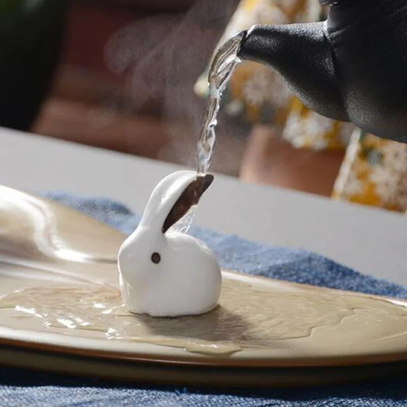 Arbatos gyvūno namų dekoravimas Arbatos dėklo papuošalai Kungfu arbatos priedai Keraminiai triušio arbatos gyvūnai