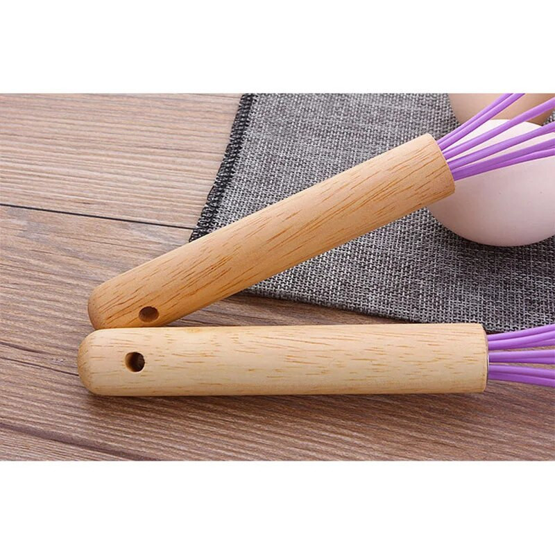 Rankinis kiaušinių plaktuvas su medine rankena Pieno kiaušinių kremo maišymas Virtuvės įrankiai Miltų rankinis tinklelio sietelis